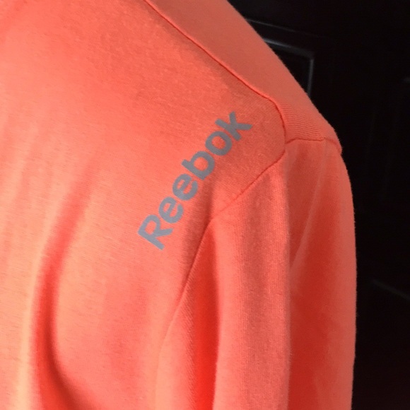 Reebok T-shirt - Picture 3 of 4